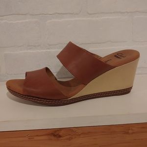 Clark's Leather Wedge Sandal in Brown SZ 10